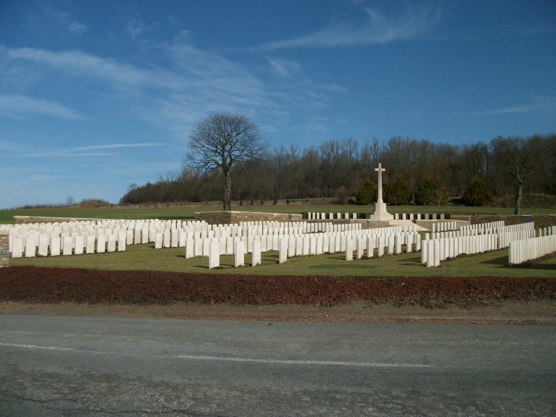 Dozens of British memorials and military cemeteries lie within a shortdistance of St-Quentin, like this one at Templeux-le-Guerard.